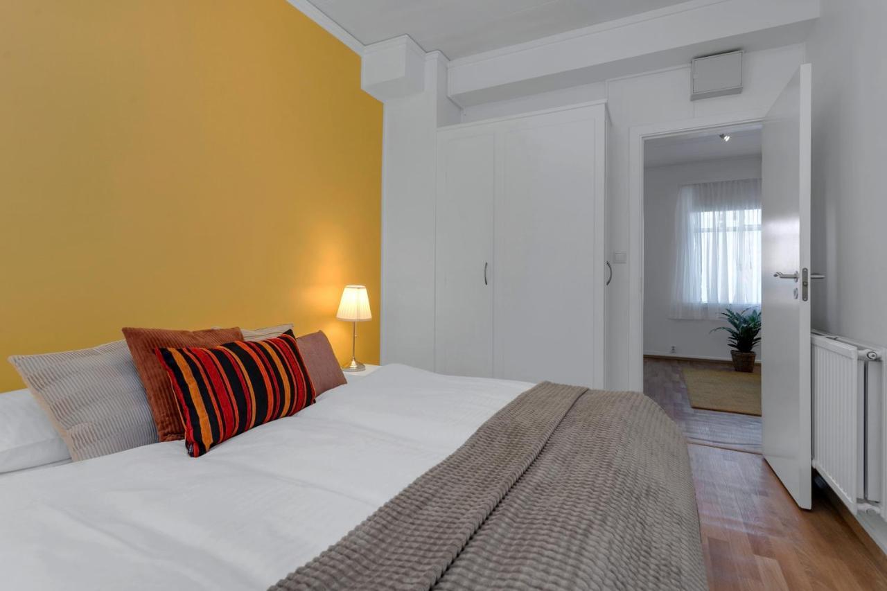 Castle House Luxury Apartments Reykjavik Bagian luar foto